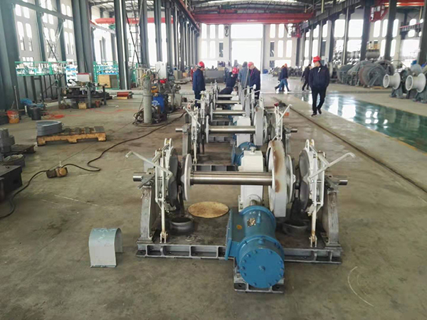 26 mm Electric Double Gypsy Windlass Testing1228607.jpg 26 mm Electric Double Gypsy Windlass Testing1.jpg